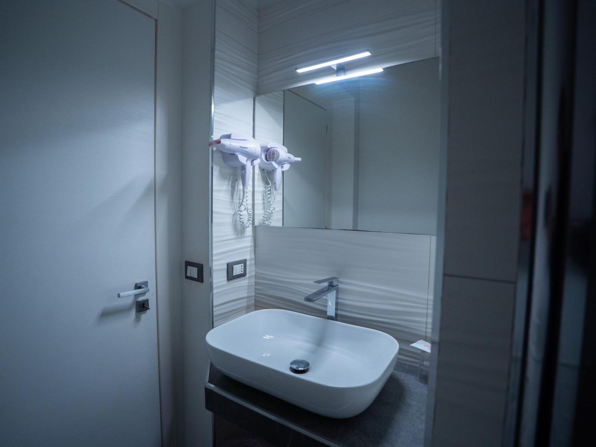 Amuri Room&Suite Палермо Екстериор снимка